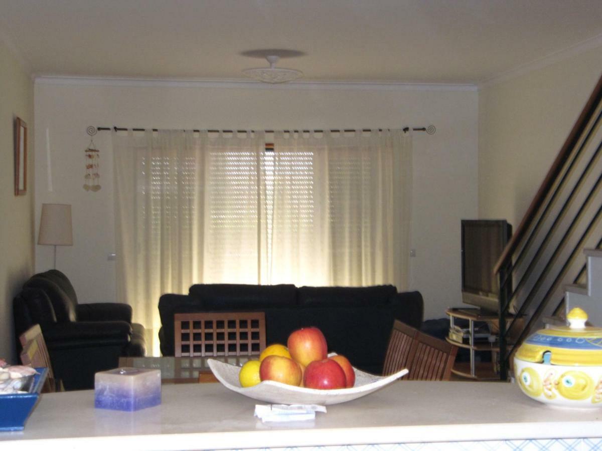 Apartamento Clube Do Vau Apartment Портиман Екстериор снимка